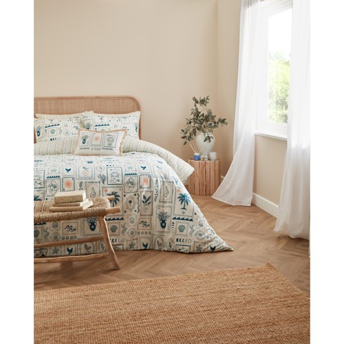 Nutmeg Home Picture Postcard Print Easy Care Duvet Set Double