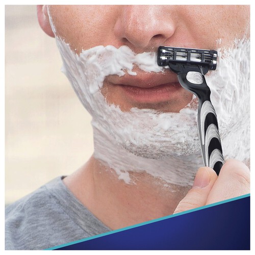 Gillette Mach3 Razor for Men Big Pack-Handle + 11 Refill Razor Bladess