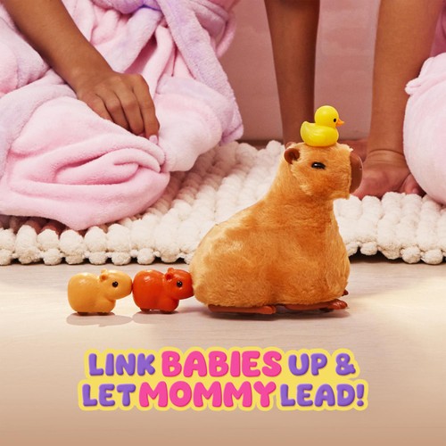 Pets Alive Mommy Capybara & Baby Surprise