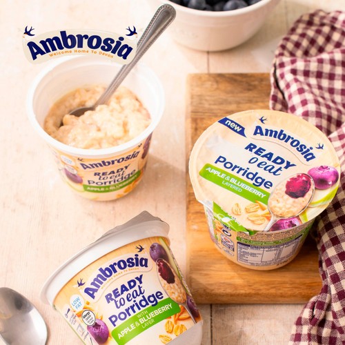 Ambrosia Ready to Eat Porridge Oat Cereal Pot Apple & Blueberry Layer  210g