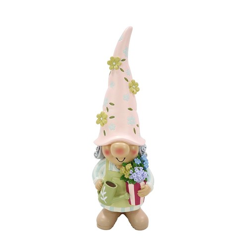 Nutmeg Mrs Gnome Ornament