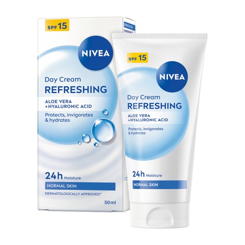 NIVEA Refreshing Day Cream for Normal Skin SPF15