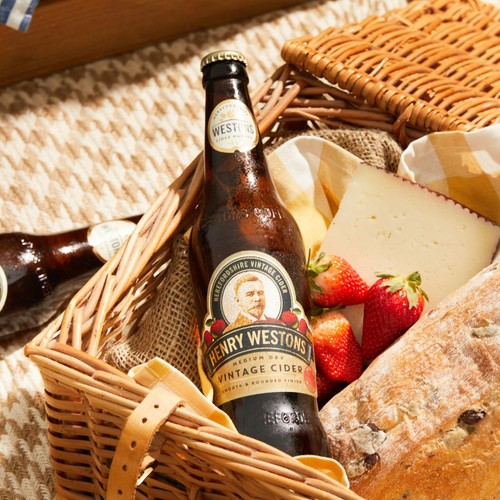 Henry Westons Medium Dry Vintage Cider Bottle  500ml